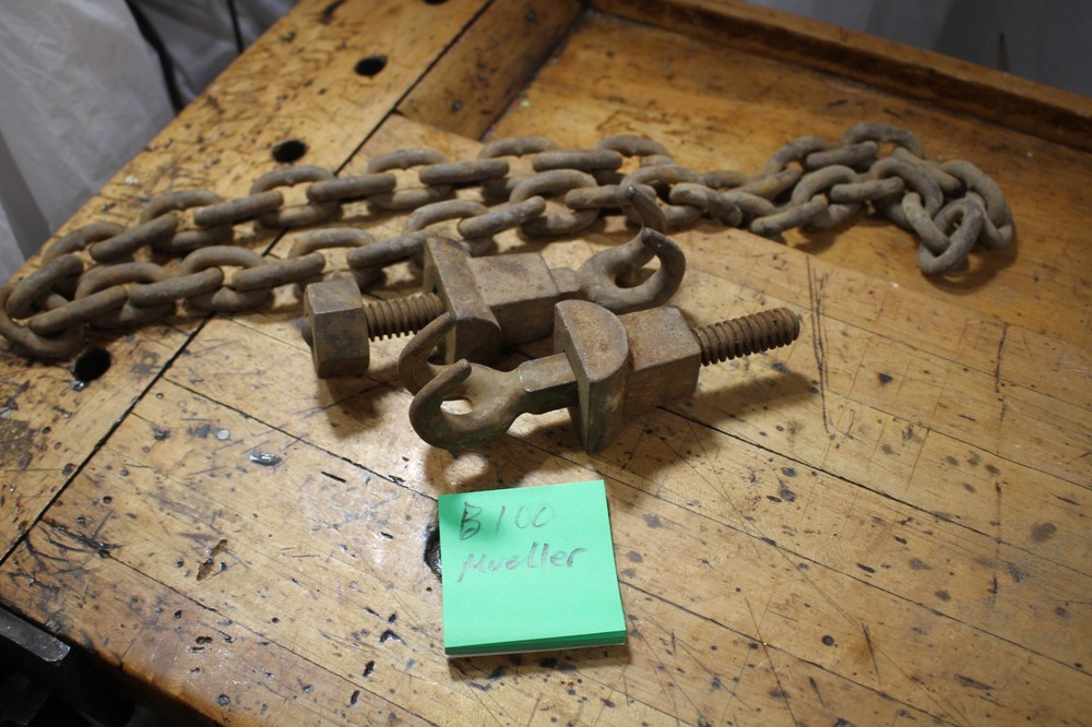 Mueller B100 TOOLING,  tapping tool accessories, claw clamps