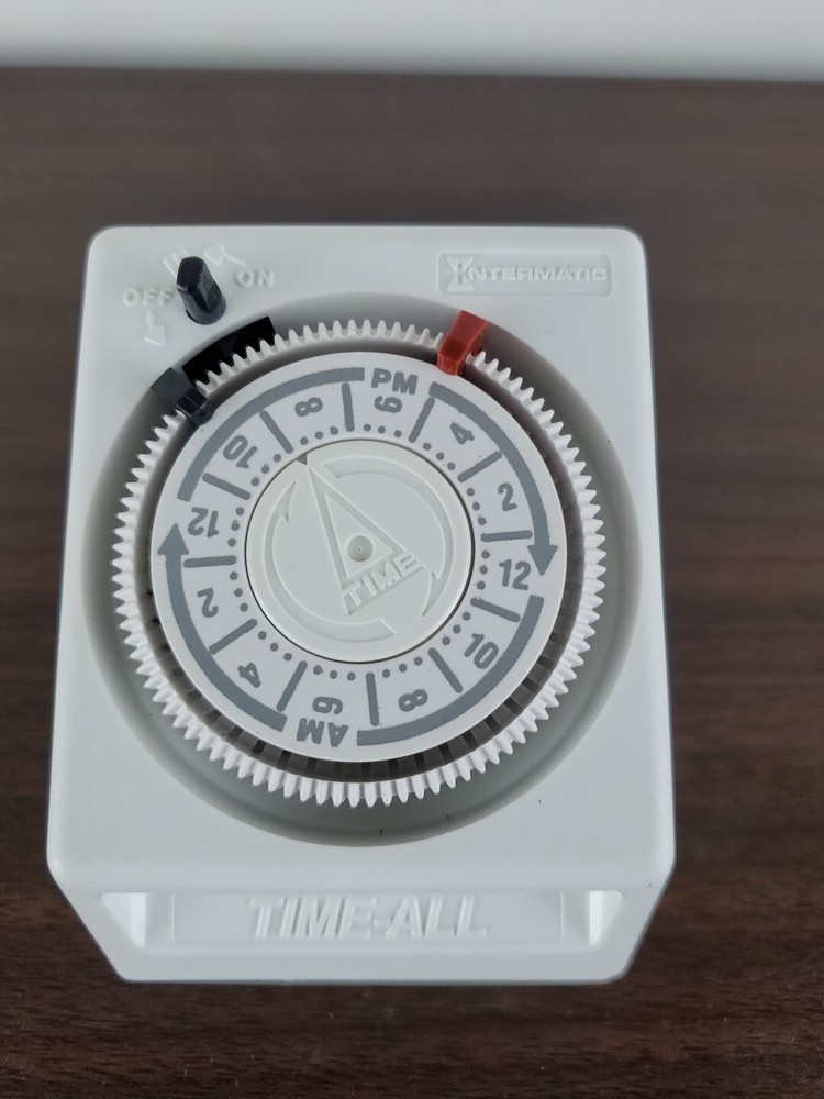 Intermatic 24 Hour Lamp & Appliance Timer 1 On/Off Setting SB111