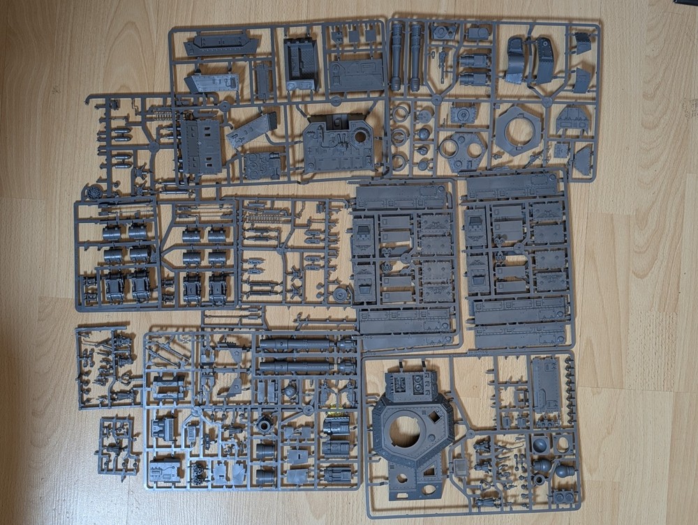 Warhammer 40k Baneblade Bits Sprues