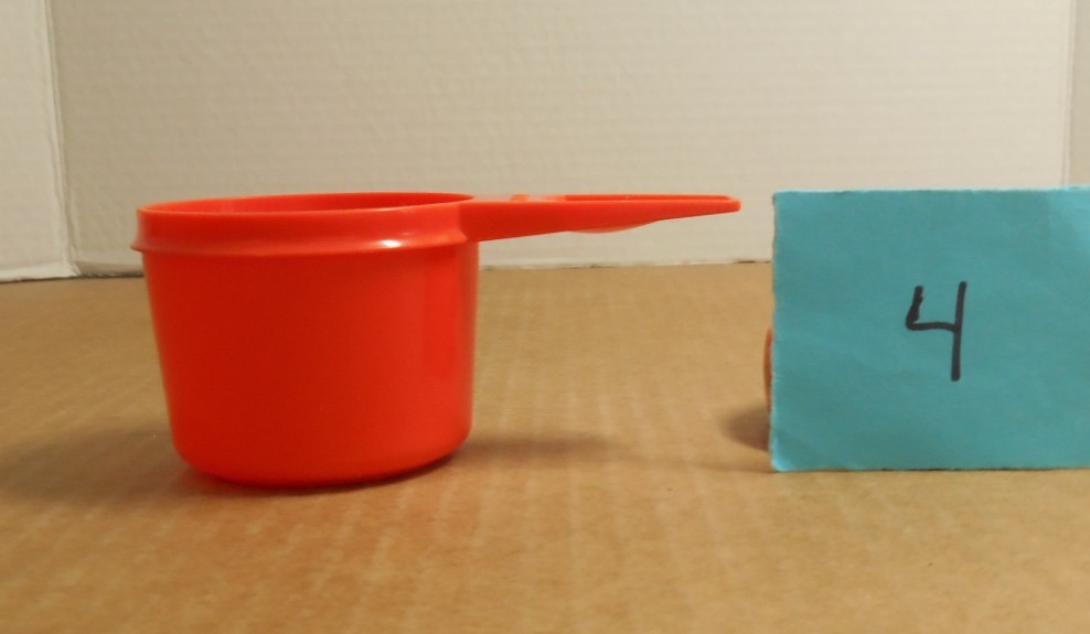 Tupperware Orange Measuring Cup 2/3cup #763 B4