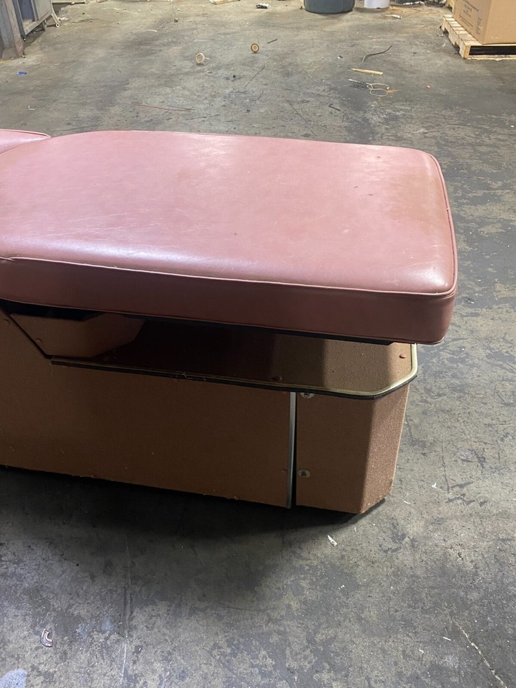 Vintage Medical Horizontal Spinal Chiropractor Decompression Table Antique