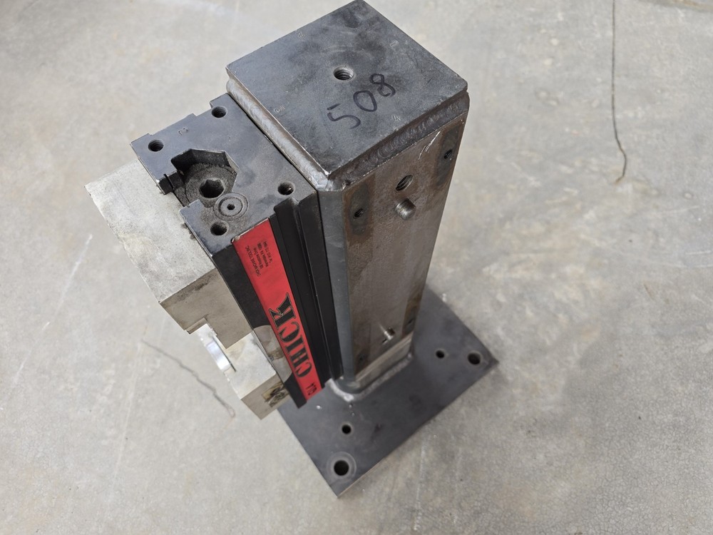 CHICK QL4 Vise With TOMBSTONE *CAN SPLIT*