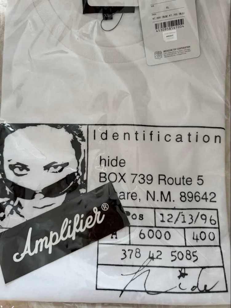 hide identification Tshirt XL size