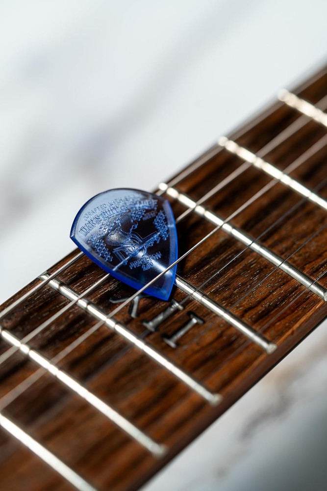 - Premium 2.00Mm Precision Pick - 5-Pack - Extra Heavy Premium Sharp Plectrums f