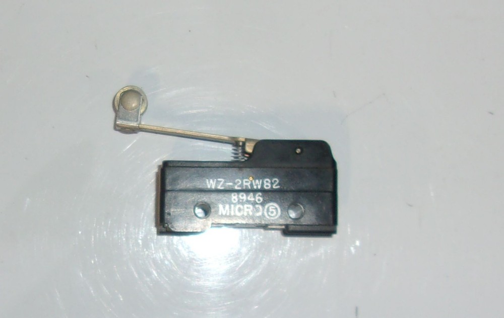 Honeywell WZ-2RW82 Micro Switch Large With Roller
