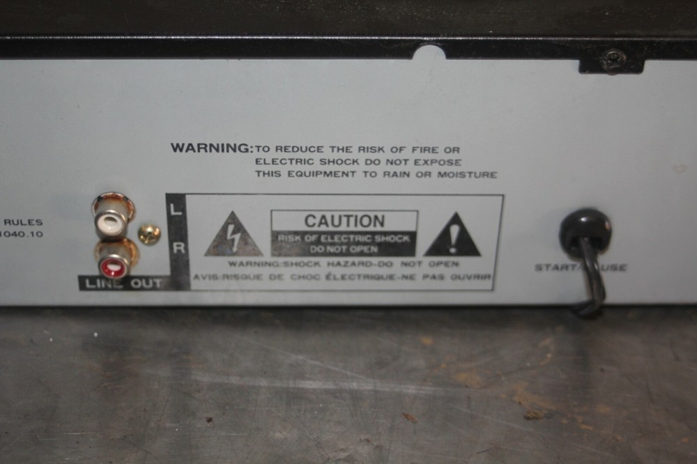 BST Mixing CD Player CDM-100
