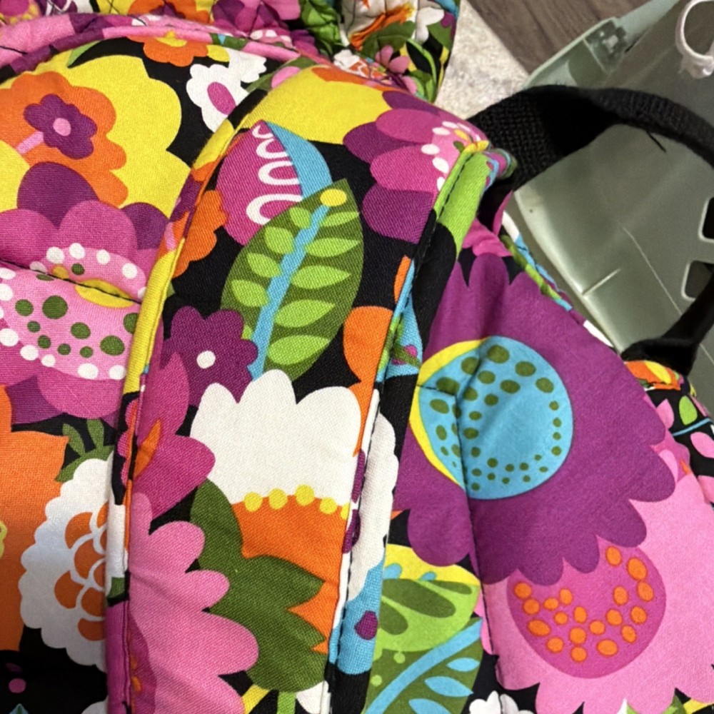 Vera Bradley VaVa Bloom campus backpack Zip Pockets