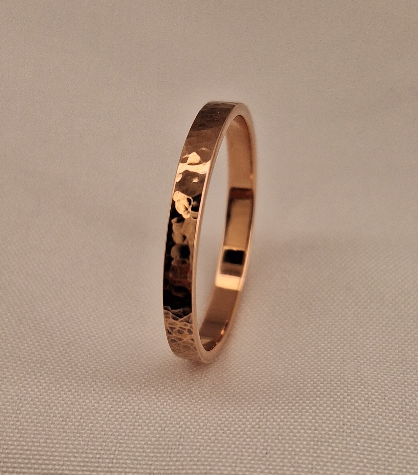 Copper Polished Hammered Band Sizes 4-14