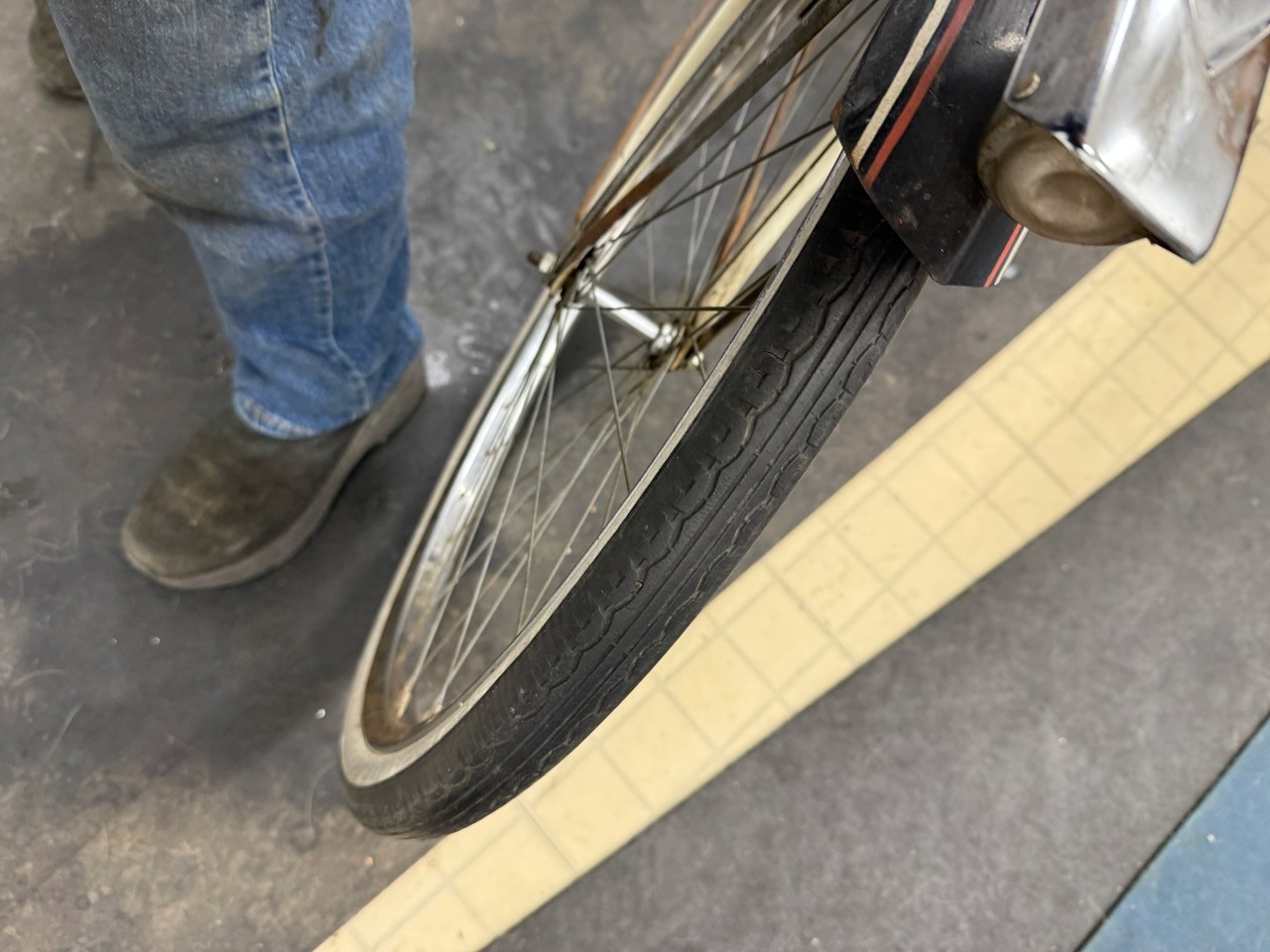 Roadmaster Vintage 1950's ? 26" Mens Straightbar Middleweight Tank Bicycle Orig