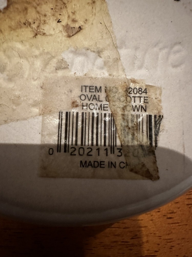 Off White Small Ceramic Bowl With Lid