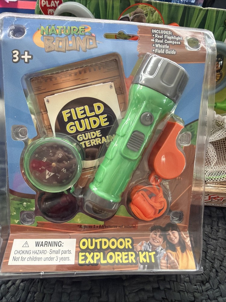 Outdoor Explorer Bug Explorer Activity Set & Field Guide Terrain Set