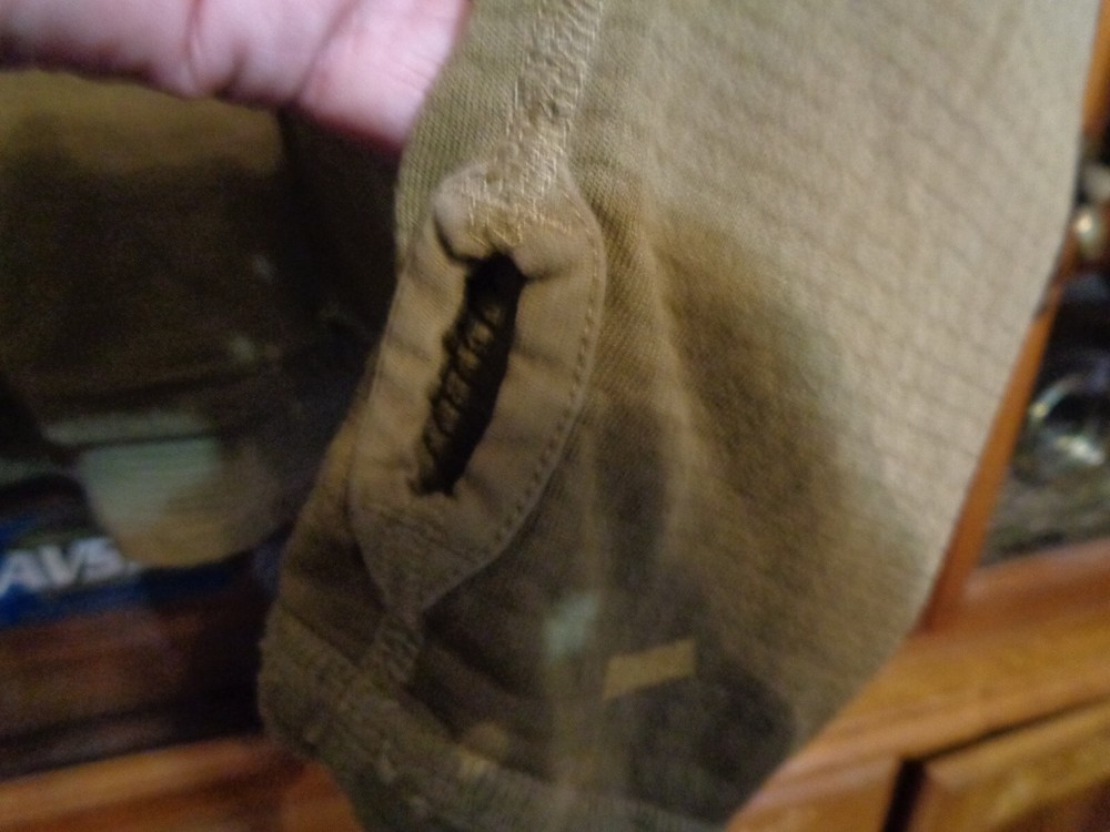 USMC Polartec FROG Grid Fleece 1/2 Zip Pullover Medium Regular Coyote Brown MR
