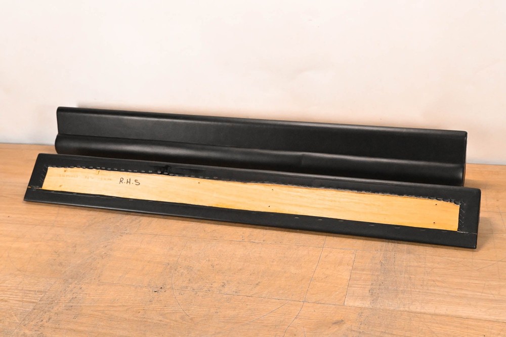 Solid State Logic C300 HD Cushioned Front Panel Armrest Set (5 Pieces) CG01U23