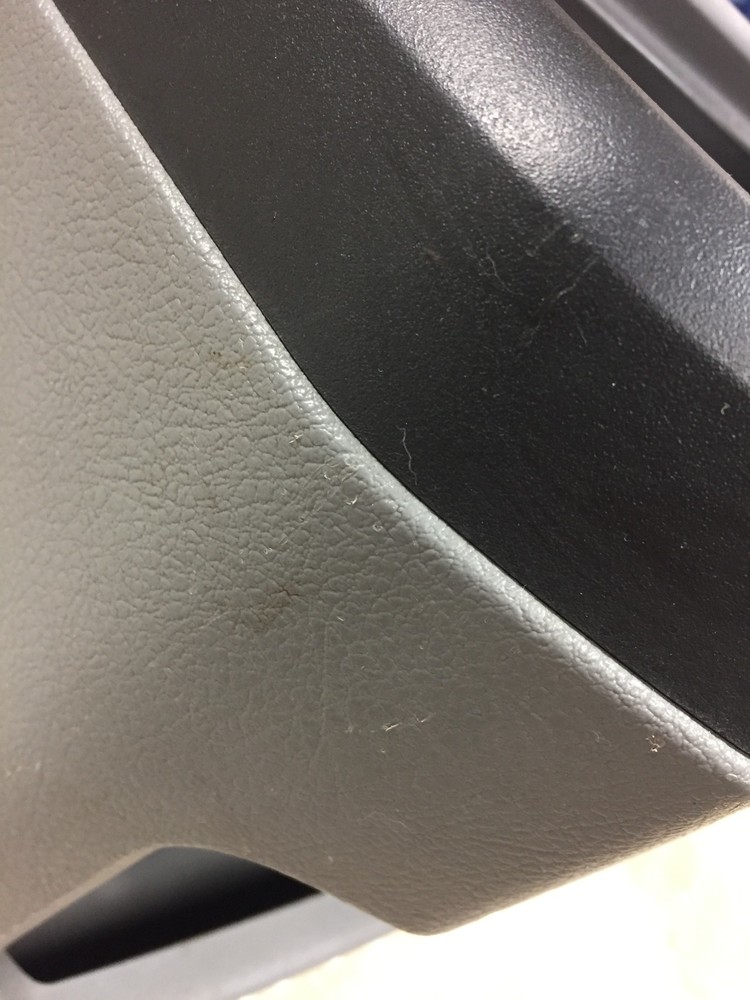 97-15 Ford E-150 E-250 E-350 E-450 Econoline Van Gray Center Console Cup Holder