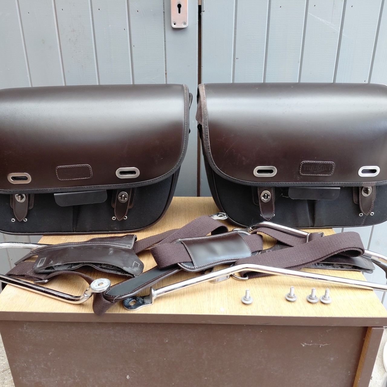 Triumph Bonneville T120 T100 Leather Waxed Luggage Panniers + Rails Brown