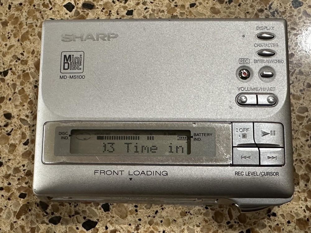 Sharp MD-MS100 Portable MiniDisc MD Recorder - Tested Working - US Seller