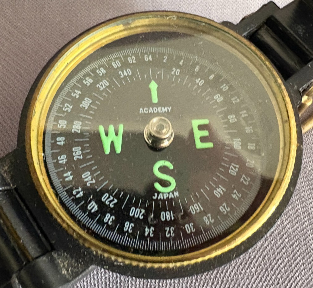 VINTAGE Bakelite ENGINEER LENSATIC COMPASS