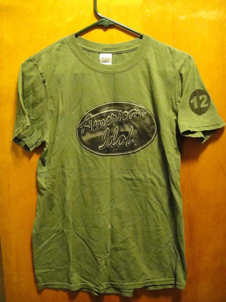 AMERICAN IDOL ~ RARE ~ 2012 LOCAL CREW Concert Tour T Shirt Small Olive Green