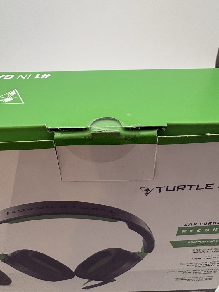 Turtle Beach Xbox Gamers Pack Featuring Recon 70 Gaming Headset & Controller New