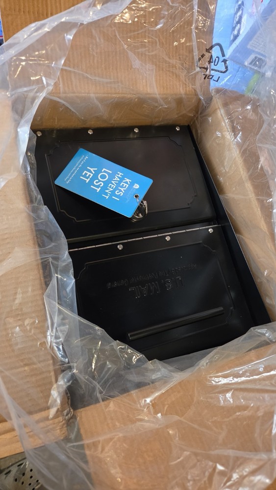 Architectural Mailboxes 6200B-10 Oasis Jr. Locking Post Mount Mailbox, Black