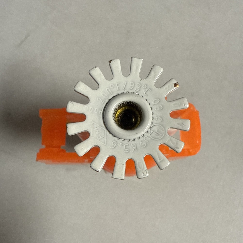1/2" PENDENT SPRINKLER, Standard Reaction, White, (Date Code: 2025), UL/FM List