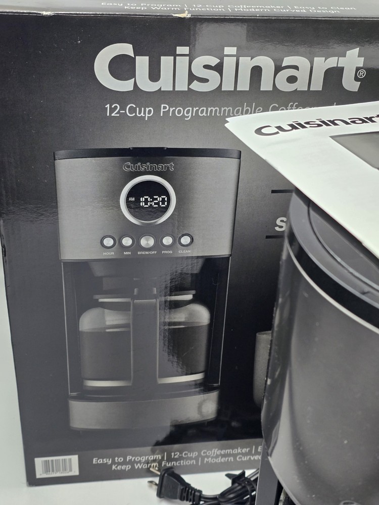 Cuisinart 12 Cup Programmable Coffeemaker BLACK STAINLESS Model# DCC-1220BKS