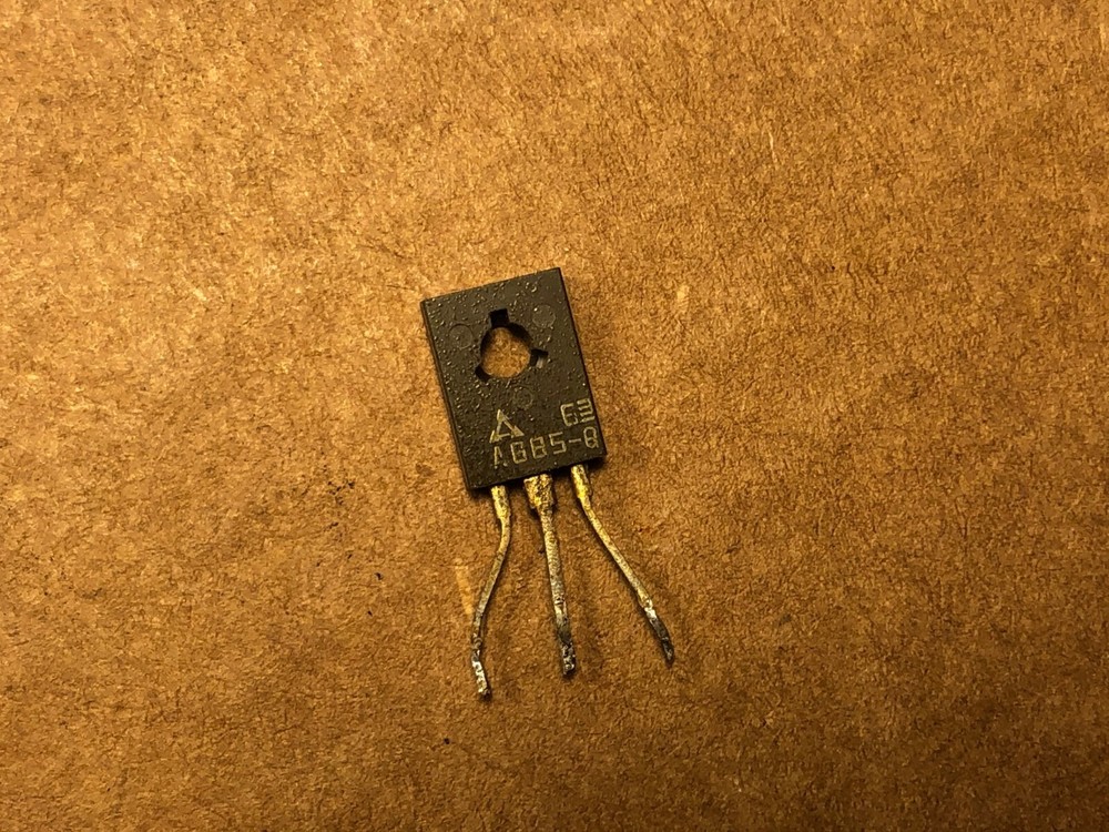 Genuine Vintage Panasonic 2SA685 transistor A685 used pull