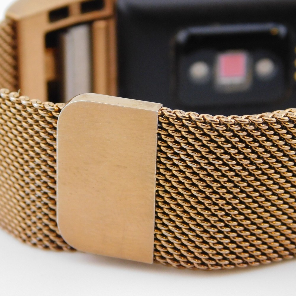 Fitbit FB407 Mesh Band Digital Unisex Watch Untested.