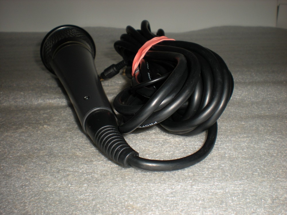 UNTESTED Karaoke Pro.2 DM-395KC Dynamic Microphone With Key Control Remote