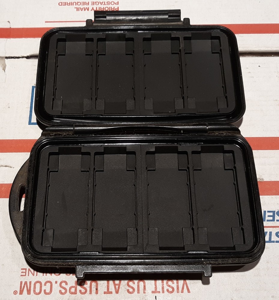 Pelican #0940 Compact Flash Memory Case.