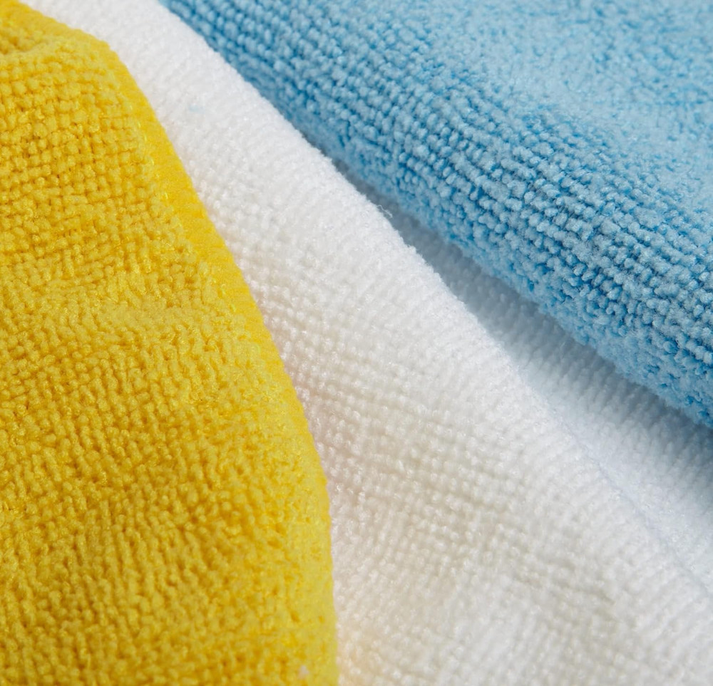 Amazon Basics Microfiber Cleaning Cloths, Non-Abrasive, Reusable and Washable, P