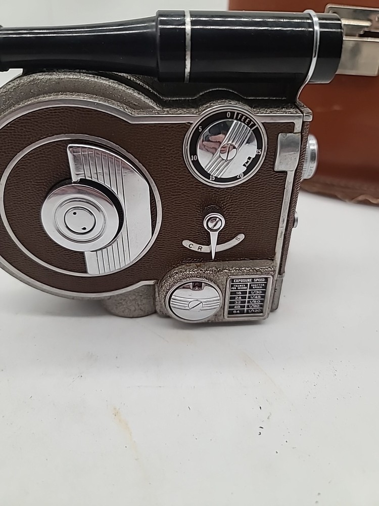 Revere 8 Camera 8mm With Case