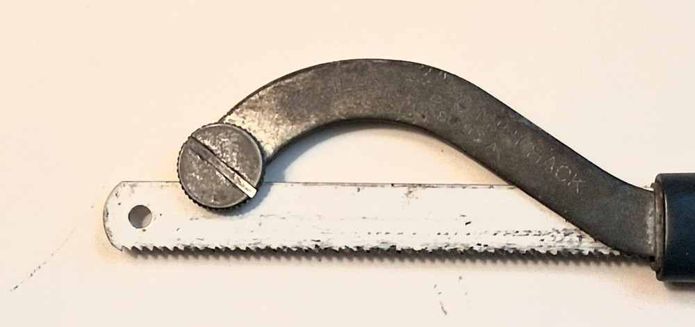 VINTAGE STANLEY 15- 210 MINI HACK BLUE RUBBER HANDLE, ADJUSTABLE BLADE POSITION