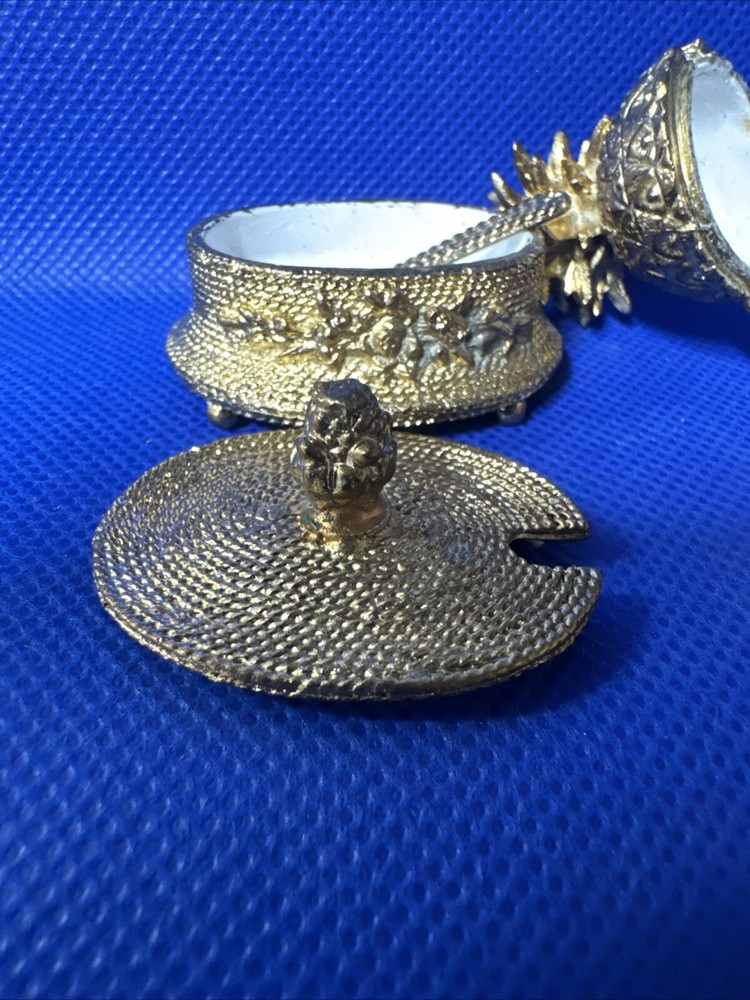 Miniature Trinket Boxes With Spoon Inside