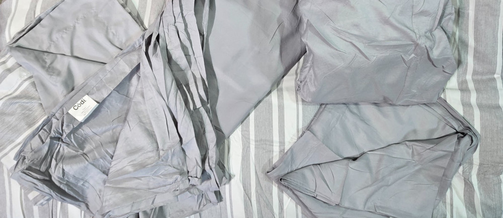 Queen Bed in a Bag 7-Piece Complete Bedroom Set White Grey Comforter Sheets NEW