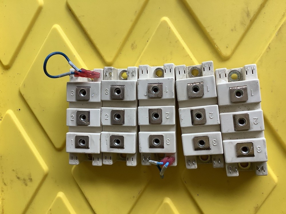 5 Eupec  BSM150GB60DLC Power Supply Module