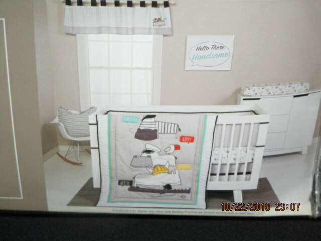 Trend Lab Hello 6-Pc Crib Bedding Set Include Mobile/ Window Valance *New*