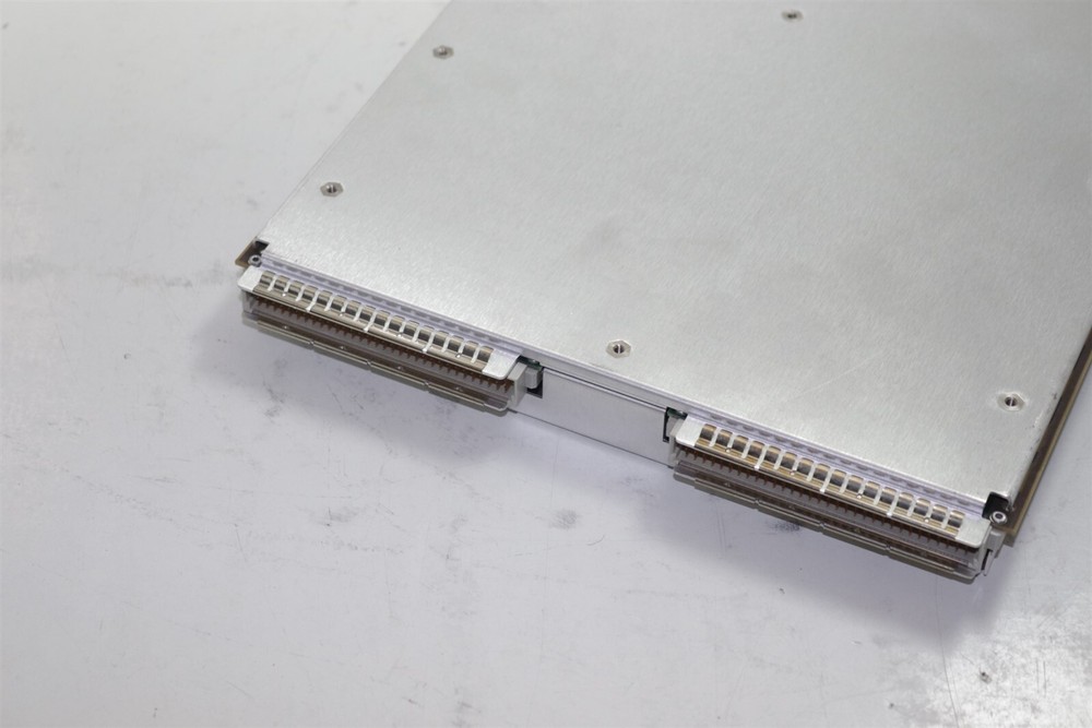 Hp Agilent VXI E8408A MainFrame E1438C E1439C Single Channel Digitizer
