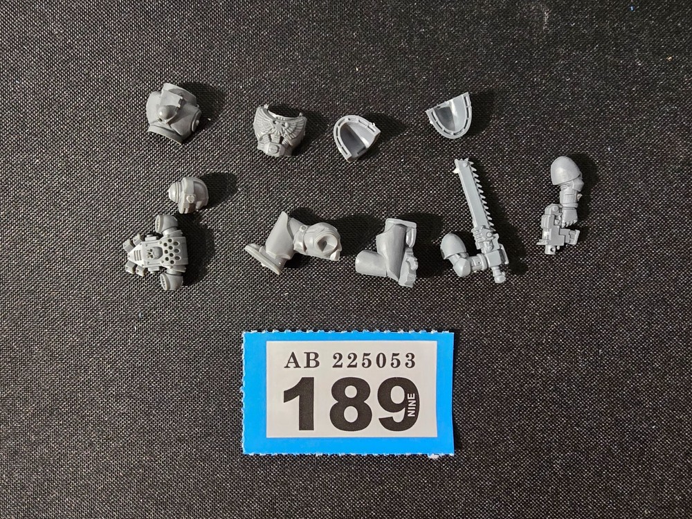 Games Workshop Warhammer 40k Bits Space Marines Sergeant Kneeling