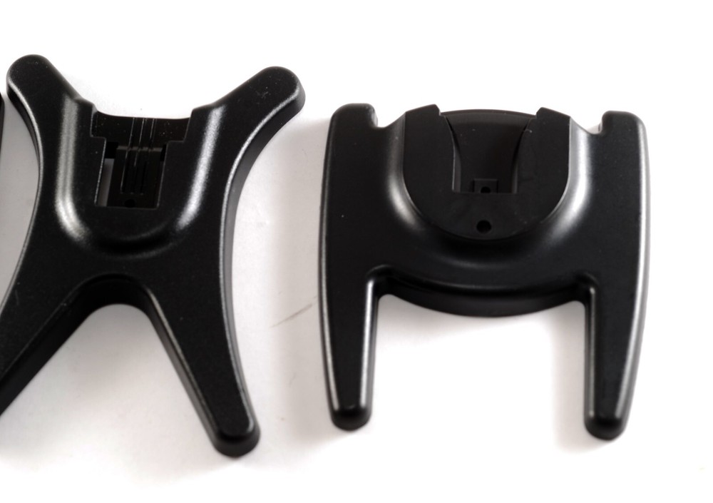 CACTUS Hot Shoe Flash Stand Base Bracket for Table Top Flashes Open Box