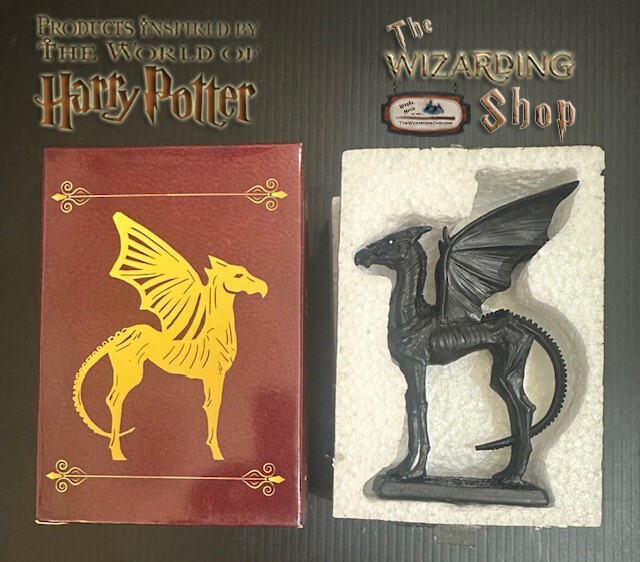 Harry Potter Thestral Statue, Hogwarts, Fantastic Beasts, Wizarding World, Geek