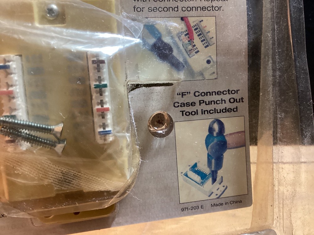 Cat 5e Ethernet Wall Plate Plug for Internet Phone Data Wire