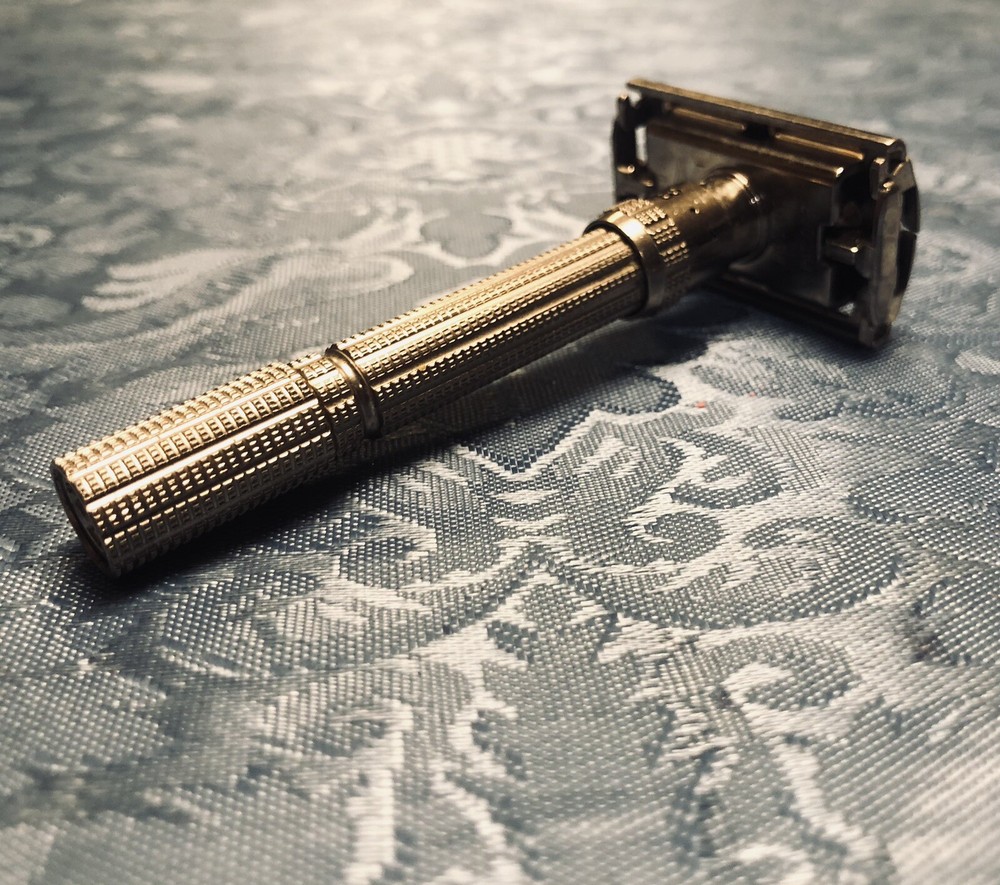 Vintage Gillette Slim Adjustable Razor - I 1 - 1963