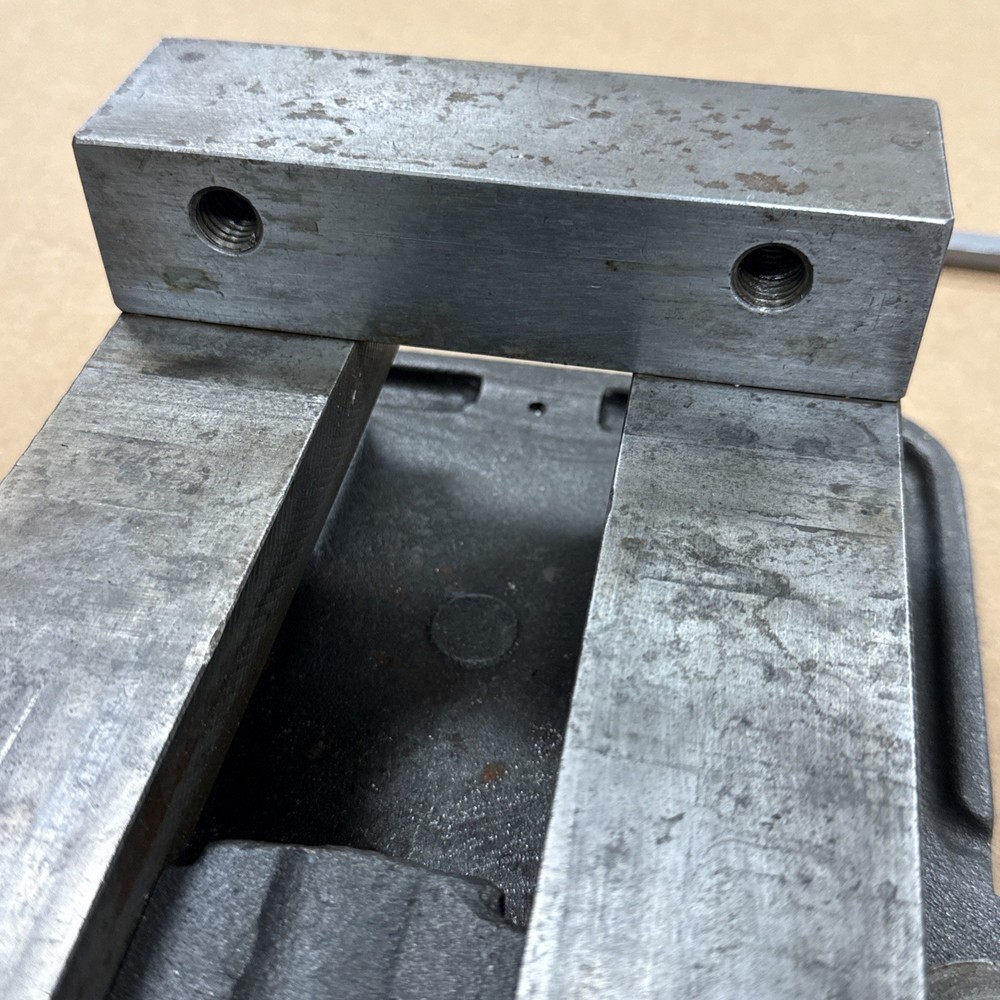 KURT D60 6” SINGLE STATION MILLING MACHINE VISE With HANDLE & JAWS