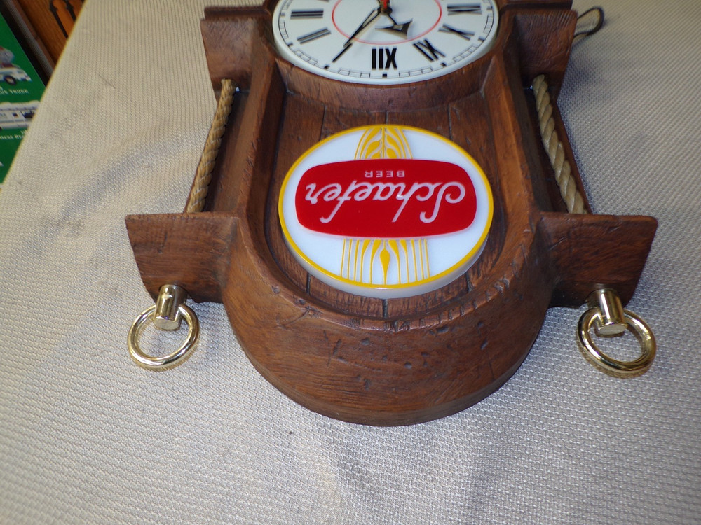 Vintage Schaefer Beer Nautical Wall Clock ~ 1970's ~ LIGHTED / CLOCK NEEDS TLC
