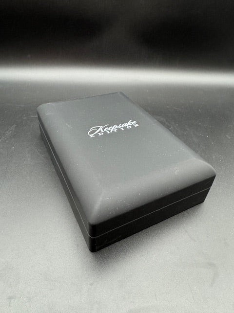 KEEPSAKE ILLUMINTATED CARD DISPLAY