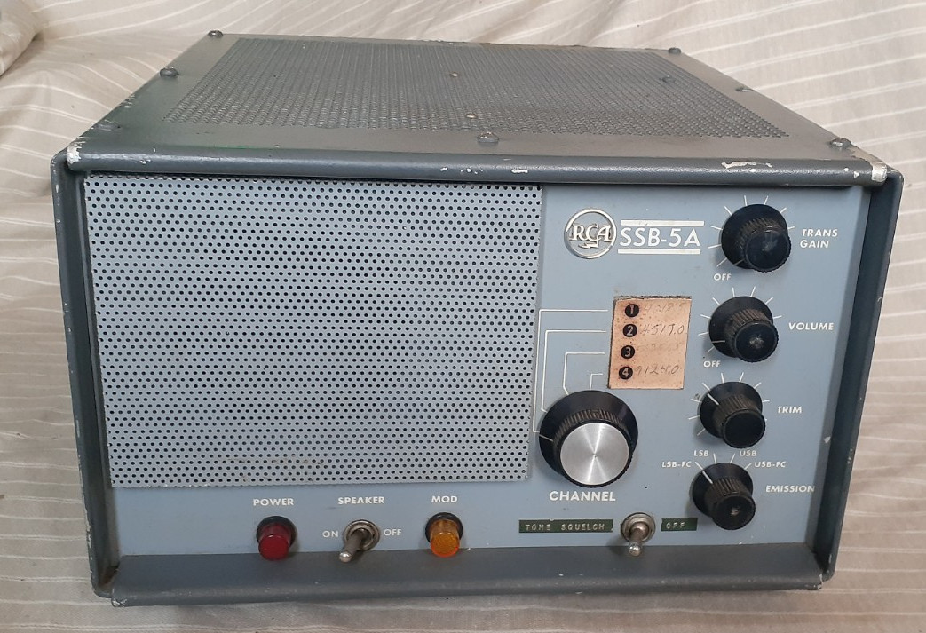 Vintage RARE RCA model SSB-5A 4-Channel 3-15MHz HF SSB Radio Transmitter 16-Tube
