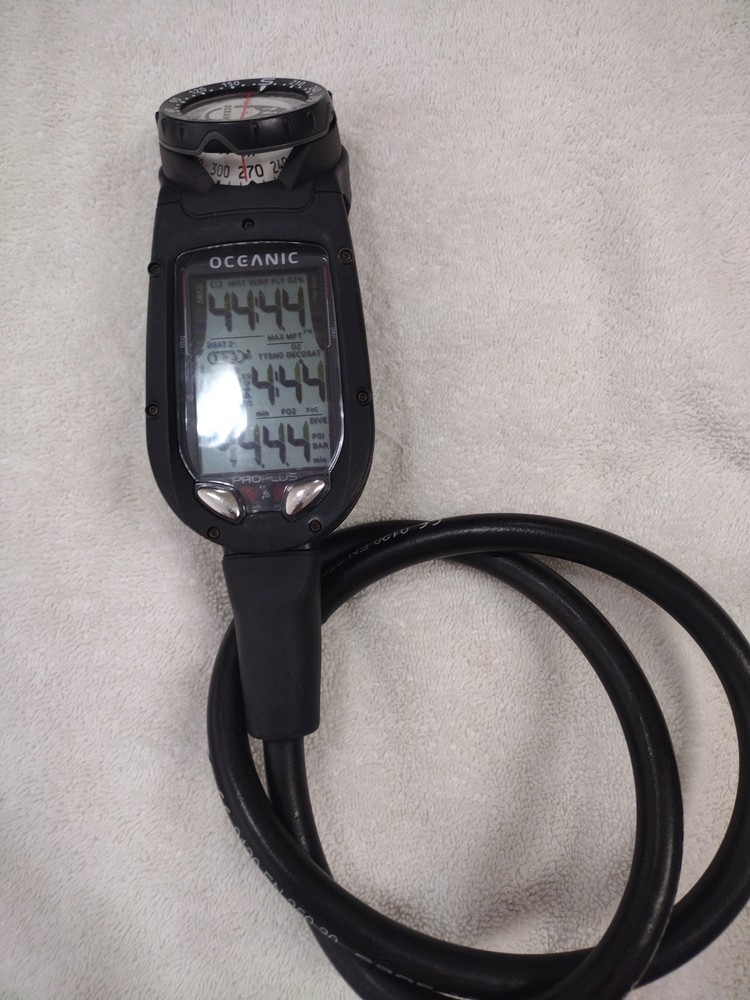 Oceanic Pro Plus 4.0 Dive Computer Console for Scuba Diving