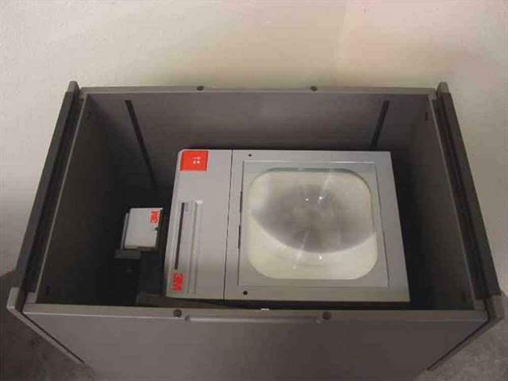 3M 905D Transparency Projector in Egan Visual S2PM Mobile Presentation Cabinet