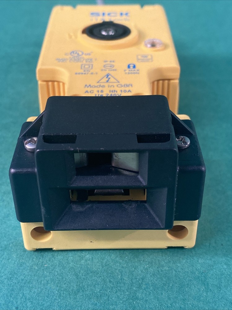 Sick i14 Lock Safety Locking Device Interlock Mechanical i14-M0213